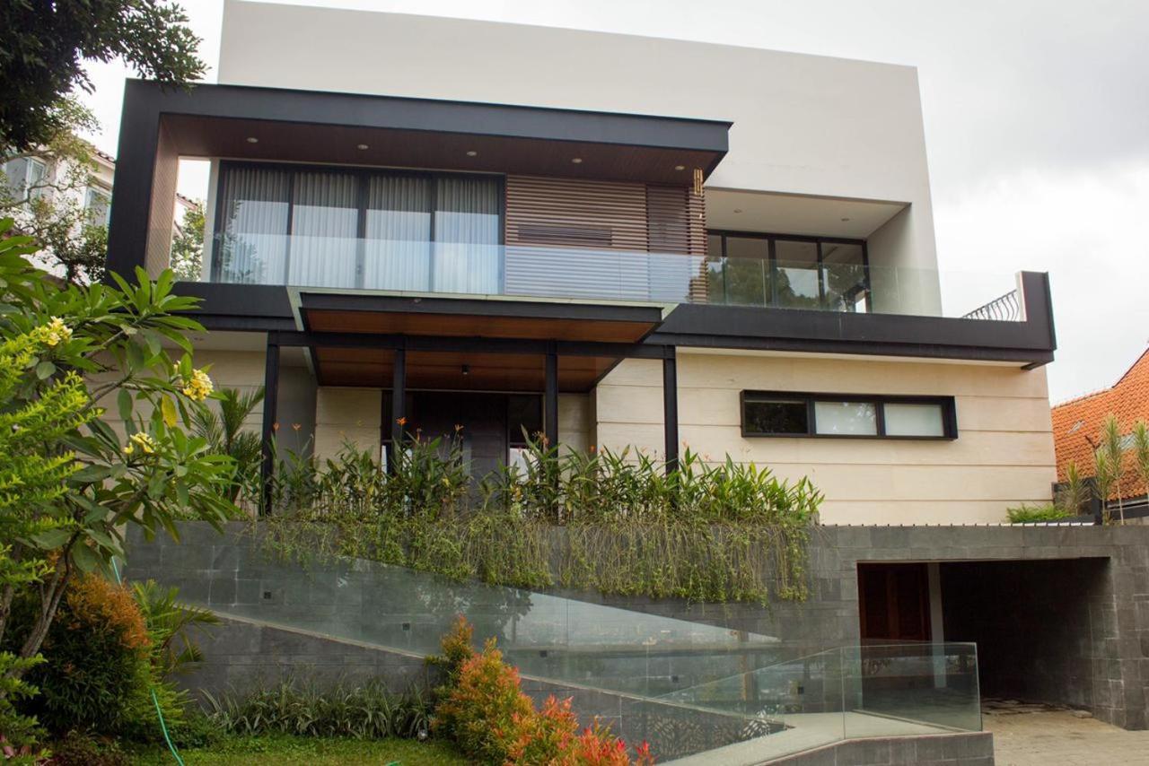 Villa Dago Pakar Bandung Extérieur photo